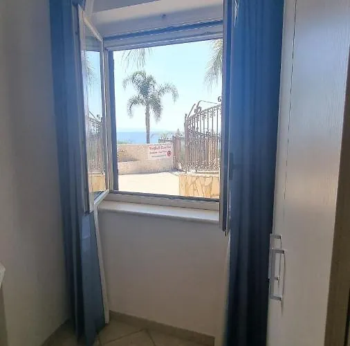 Lägenhetshotell Valgiusi Capo Vaticano