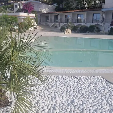 Apart Otel Valgiusi *